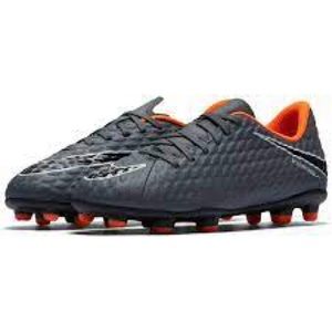 Boys Nike soccer cleats